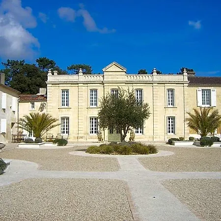 Hotel Domaine De Palais 3*