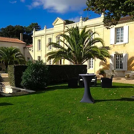Domaine De Palais Hotel